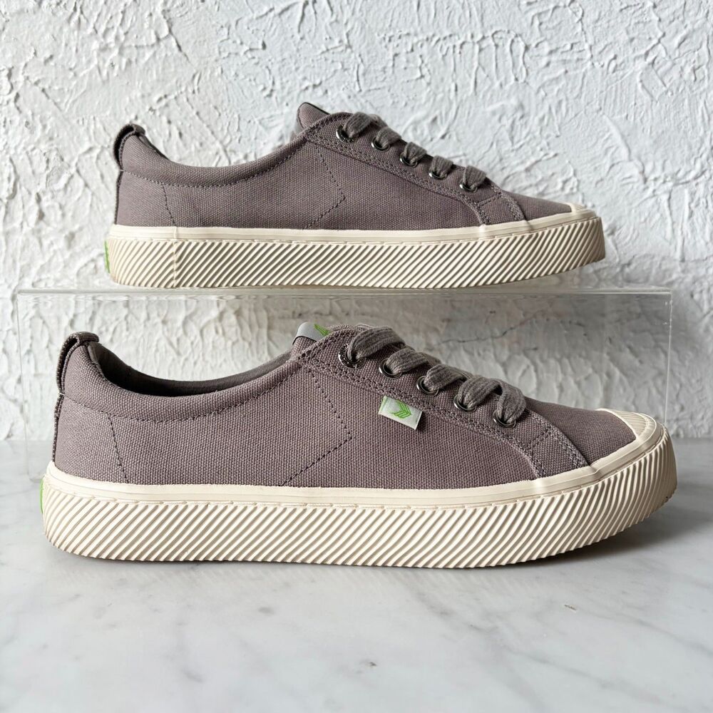 Cariuma OCA Low Mystic Gray Canvas Sneakers Women's Size 8 Lace Up